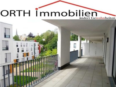 Attraktive 5 Zimmer Wohnung mit EBK, Fußbodenheizung, Parkett, Sonnenterrasse, Zentrale Lage