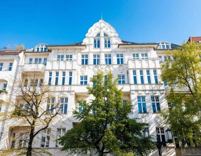 Helle 1,5-Zimmer-Altbauwohnung mit Balkon- provisionsfrei, im Herzen von Wilmersdorf nahe Lietzensee