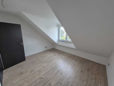 Moderne Split-Level-Wohnungen in zwei Neubauhäusern zur Miete
