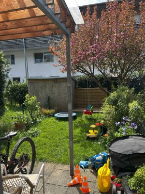 Geschmackvolle 3,5-Zimmer WHG mit Reihenhauscharakter