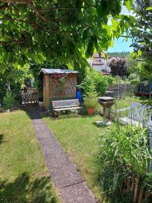 Familienfreundliches Reihenmittelhaus mit sonnigem Garten in zentraler Lage von Heidenheim
