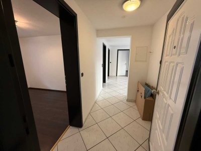 Zentral gelegene helle 3-Zimmer Erdgeschoss-Wohnung in Ludwigsburg