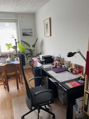 Helle, renovierte 1-Zimmer-Wohnung Dachgeschoss in Koblenz-Neuendorf