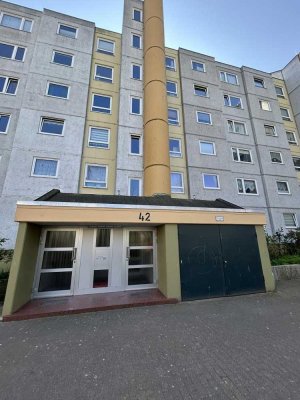 Helle 3-Zimmer-Wohnung mit Balkon in Kiel Mettenhof