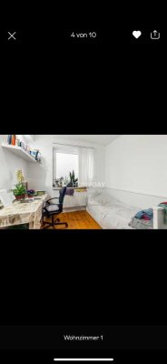 Möblierte Wohnung mit Pantryküche und modernisiertem Badezimmer