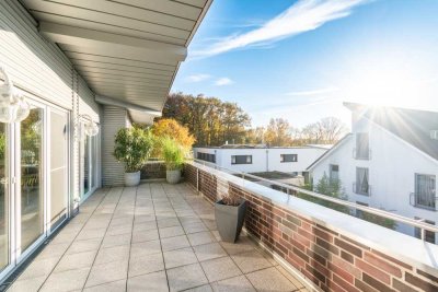 Lichtdurchflutete penthouseähnliche 3-Zimmer-Wohnung mit Balkonterrasse, Aufzug & Carport in Dorsten