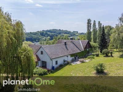 Landhausjuwel mit 2,7 Hektar großem Naturparadies