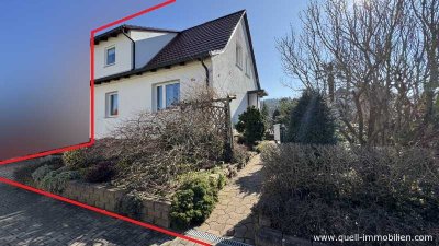 Gepflegte DHH mit traumhaft angelegtem Garten in begehrter Wohnlage von Vacha zu verkaufen
