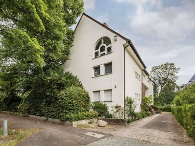 Rohdiamant mit grünem Blick: Balkonwohnung mit Westsonne & viel Gestaltungsspielraum im Grunewald