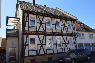 Wanfried: Geräumiges Fachwerkhaus mit Garten und Ausbaumöglichkeiten!