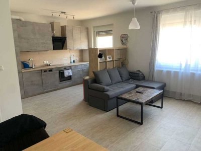 Attraktive und gepflegte 1,5-Zimmer-Wohnung mit Balkon und EBK in Gunzenhausen