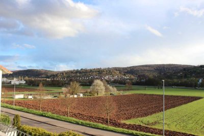 Gemütliche 3-Zi-Wohnung mit Fußbodenheizung & Stellplatz