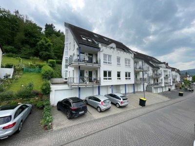 Sehr schöne Maisonettewohnung mit Rheinblick und Garage in Boppard