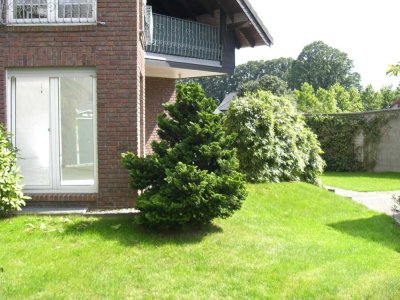 Ruhig gelegenes "Haus im Haus" mit eigenem Garten / Sauna / Kamin / Garage