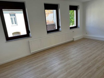 Erstbezug nach Sanierung mit Einbauküche: Schöne 2-Raum-Wohnung in Lemgo