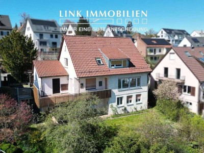 S-Sillenbuch: Sanierungsbedürftiges Einfamilienhaus mit Einliegerwohnung und Weitblick