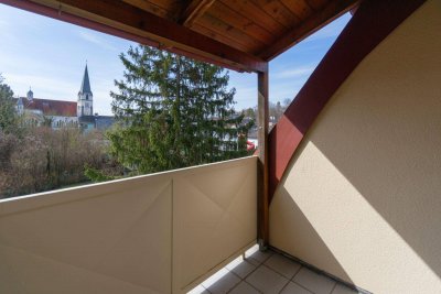 DG-Mietwohnung mit überdachter Terrasse in Pressbaumer Zentrumslage