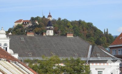 GENIAL ZENTRAL FÜR STADTLIEBHABER Neuwertige 2-Zimmer-Wohnung