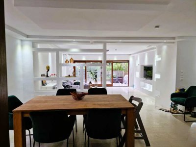 Doppelhaushälfte mit großem Wohnbereich, Garten & Ausbaupotenzial in gefragter Lage