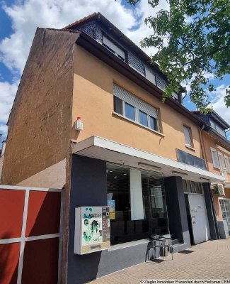 Gebäudeensemble mit Grundstück zum Neckar, 6 Einheiten m. Entwicklungspotential, Edingen - 60003985