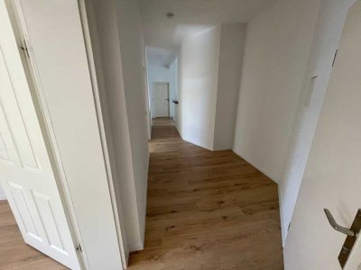 Stilvoll sanierter Altbautraum in Top-Zentrumslage von Cottbus - mit Einbauküche!