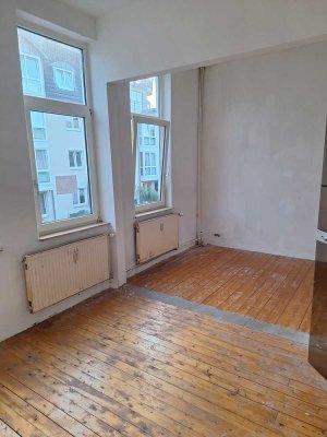 renovierungsbedürftige 2-3 Zimmer Wohnung ohne Balkon in ruhiger lage von Alt Findorff