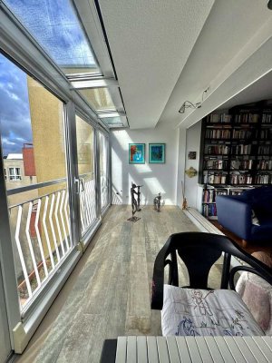 Seltene Gelegenheit: Architekten-Penthouse nahe Savignyplatz mit Südwest-Wintergarten
