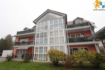 3-Zimmer Erdgeschosswohnung mit Terrasse, Pflanzgarten und verglastem Wintergarten