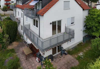 Hattersheim: Pfiffige 2-3-Zimmer-Wohnung in Ruhelage mit 2 Garagenplätze