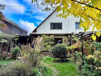 Einfamilienhaus in beliebter Wohnlage von Urmitz/Rhein!