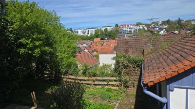 Schönes, saniertes Fachwerkhaus mit Gartenhaus, Garten und Garage in ruhiger Lage