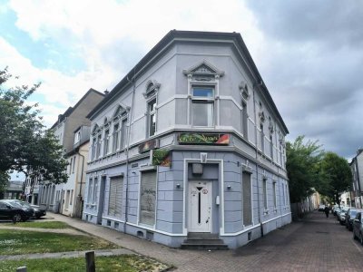 Saniertes MFH mit 9 Einheiten direkt am Bahnhof Mülheim