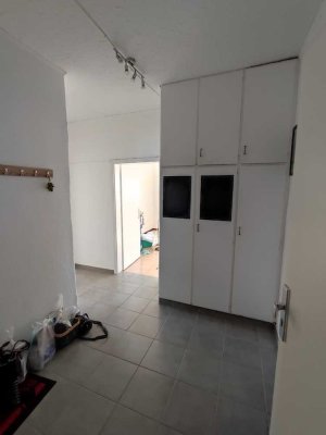 Im Altbau eine 2,5-Zimmer-EG-Wohnung in Fellbach