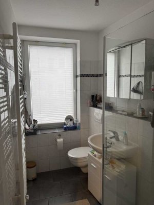 Gemütliche 2 Zimmer Erdgeschoß Nähe Bahnhof - Altstadinsel - Autobahn A1 (HL Mitte)