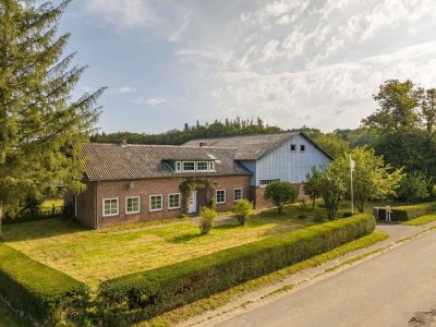 Ehemalige Hofstelle in Schleinähe mit Entwicklungspotential - 17 genehmigte Ferienwohnungen möglich