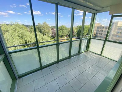 +++ SCHÖNE 2,5 - ZIMMERWOHNUNG IN KELKHEIM-MITTE - MIT BALKON +++