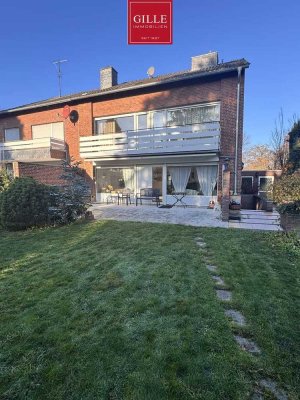 Exklusiv im Dreikönigenviertel – familienfreundliche Doppelhaushälfte in verkehrsberuhigter Lage