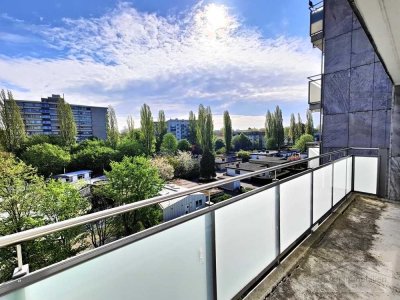 ""attraktive Drei-Zimmer-Wohnung mit Blick im beliebten Stadtteil Frankfurt/Preungesheim"