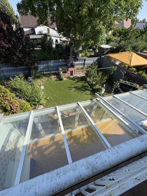 Haus mit Garten, Wintergarten und mehr Frei ab Juli !!