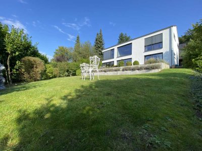 Modernes Einfamilienhaus am Südhang in Oerlinghausen von privat