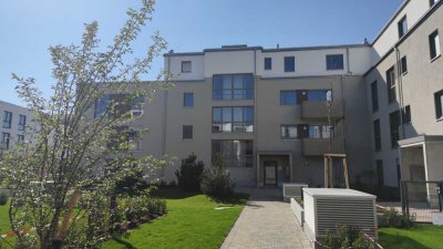 Helle 3-Zimmer-Wohnung mit gehobener Innenausstattung mit Balkon und EBK in Niederdorfelden