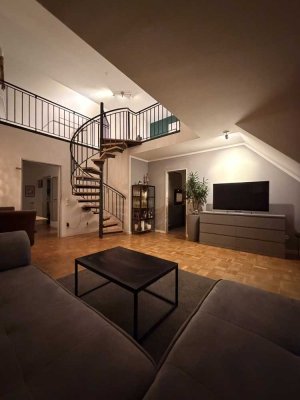 Wohnen mit Charakter: 3-Zimmer-Wohnung in Düsseldorf-Lörick