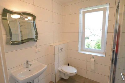 Helle 2 Zi. Whg, Nähe Universität(TUM), NEUFAHRN (S 1), vollständig möbliert/fully furnished