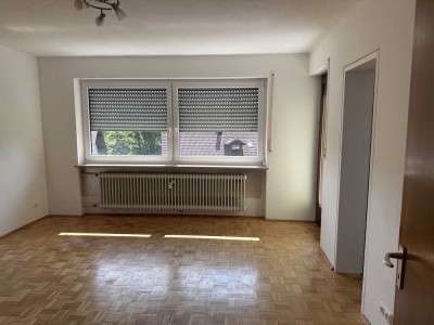 Erstbezug nach Sanierung mit EBK und Balkon: schöne 1-Zimmer-Wohnung in Ebersberg