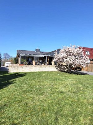 Verlieben garantiert: Gemütliches Zuhause mit Kamin & Wintergarten
in Horneburg
***360 Grad Rundga