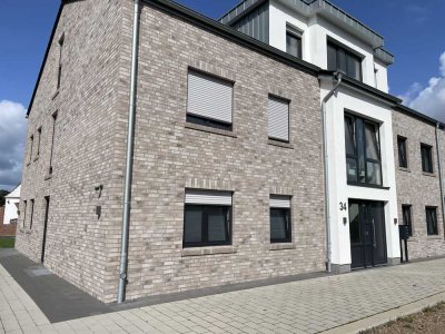 Helle hochwertige 3,5 Zimmer 1. OG Wohnung KfW-55 EE BJ. 2023
