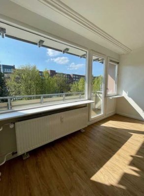 Schöne 1-Zimmer-Wohnung in zentraler Lage - courtagefrei