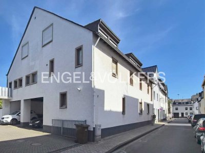 Zweifamilienhaus mit Ausbaupotenzial in guter Lage von Koblenz