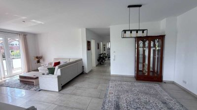 Hochwertige 3-Raum-Wohnung mit Balkon und Einbauküche in Fulda