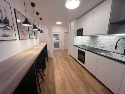 WOHN(T)RAUM im Herzen Münchens -  noch 1 hochwertig ausgestattetes WG-Zimmer -  in 4er WG